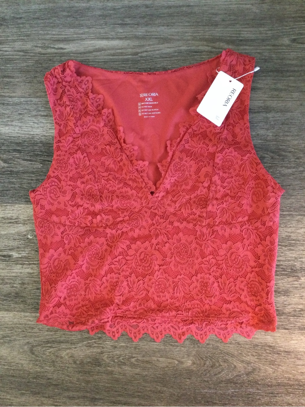 ReoRia Red Lace V-Neck Sleeveless Camisole